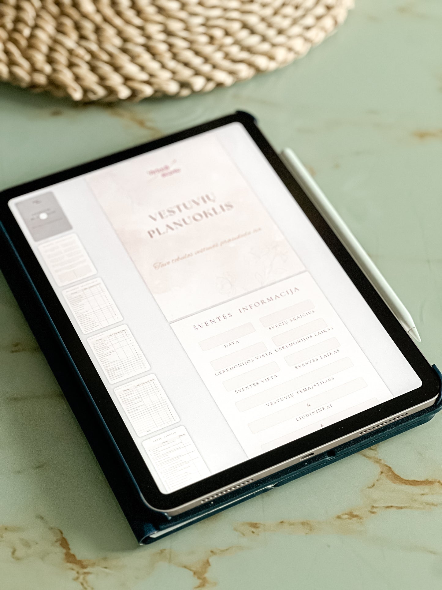 VESTUVIŲ PLANUOKLIS